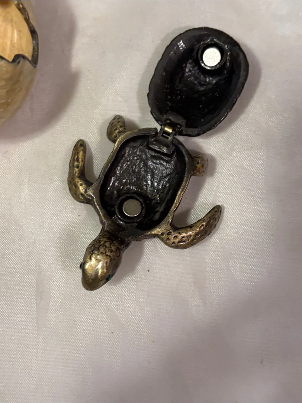 Turtle Hatching Trinket Box with Rhinestones - Cream & Brown